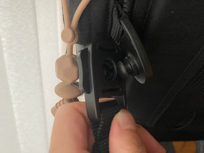 ビングル　アンダーバッグ　ワンタッチ